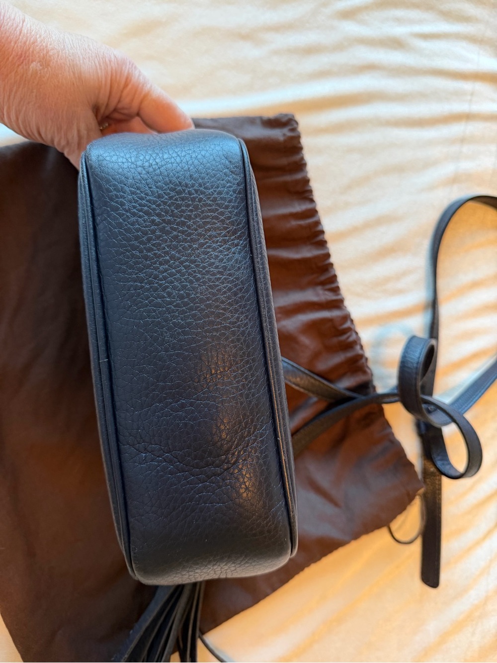 Authentic Gucci Blue leather Soho Disco Crossbody Bag, dust bag - Picture 4 of 12